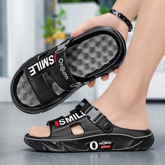 2025 New Men's Massage Slippers Indoor Outdoor Sandals Beach Comfortable Soft Slides Clogs Casual Shoes Men Women Home Slippers