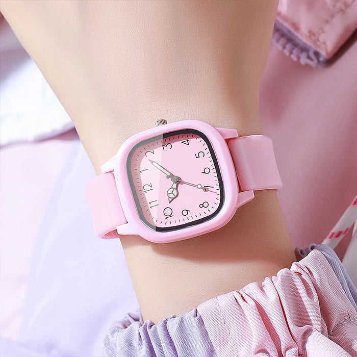 Casual Silicone Strap Quartz Watch