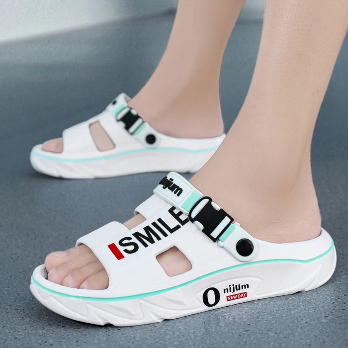2025 New Men's Massage Slippers Indoor Outdoor Sandals Beach Comfortable Soft Slides Clogs Casual Shoes Men Women Home Slippers