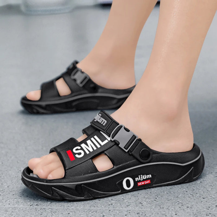 2025 New Men's Massage Slippers Indoor Outdoor Sandals Beach Comfortable Soft Slides Clogs Casual Shoes Men Women Home Slippers