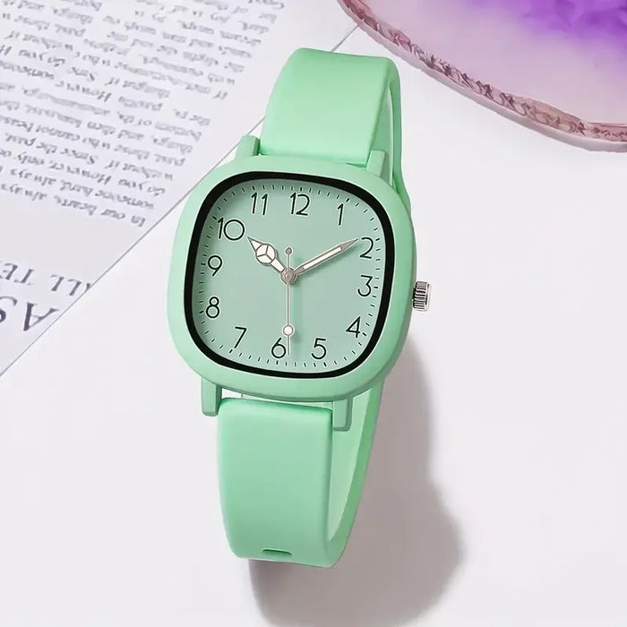 Casual Silicone Strap Quartz Watch