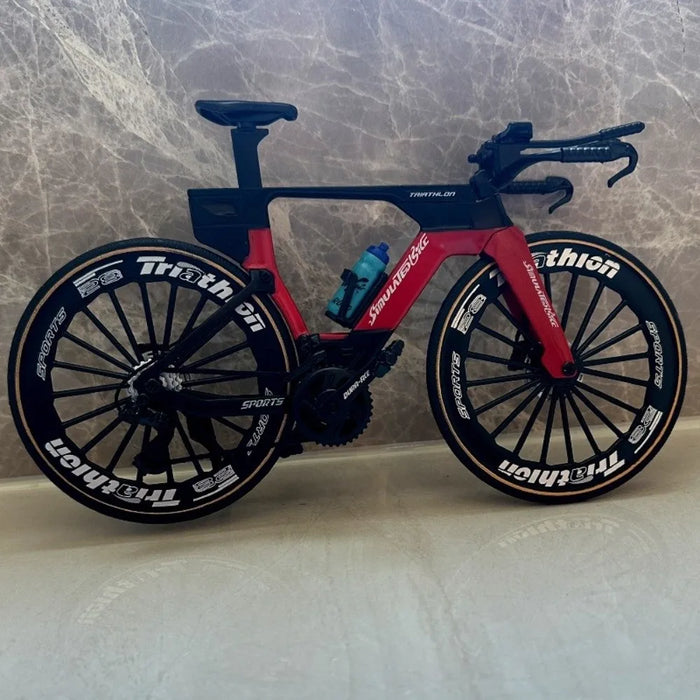 1:8 Alloy Road Bike Toy – Colorful Collectible with Water Bottle