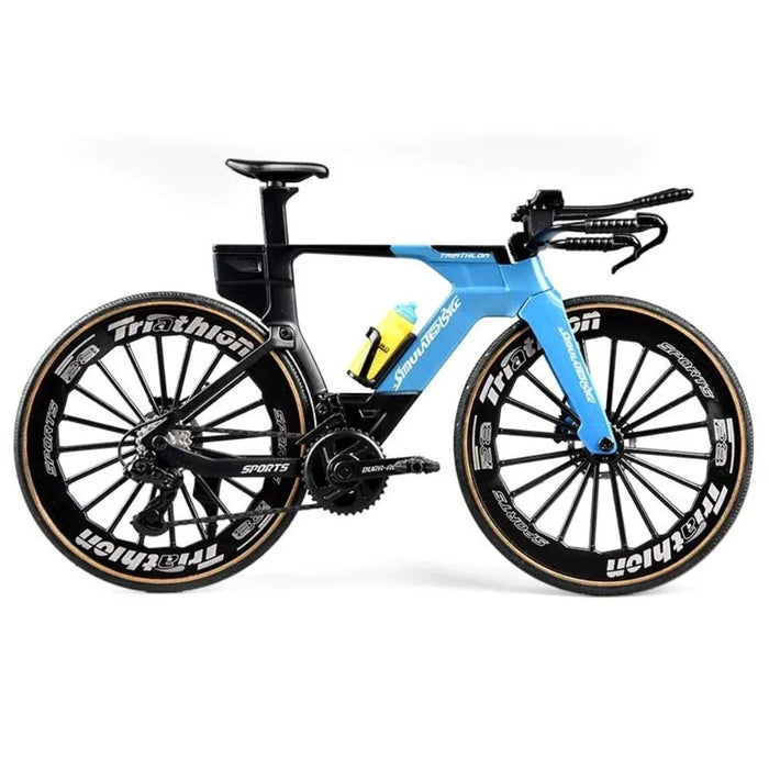 1:8 Alloy Road Bike Toy – Colorful Collectible with Water Bottle