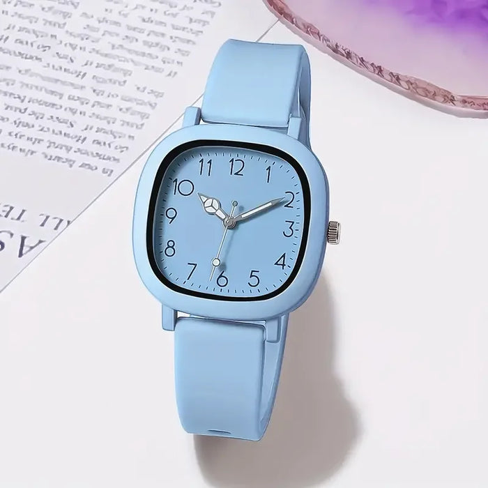 Casual Silicone Strap Quartz Watch