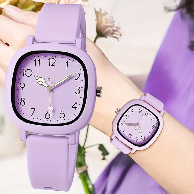 Casual Silicone Strap Quartz Watch